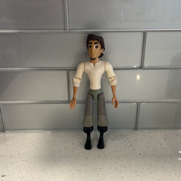 🏳️🌈 Disney Tangled Flynn Rider plastic toy - Picture 3 of 10
